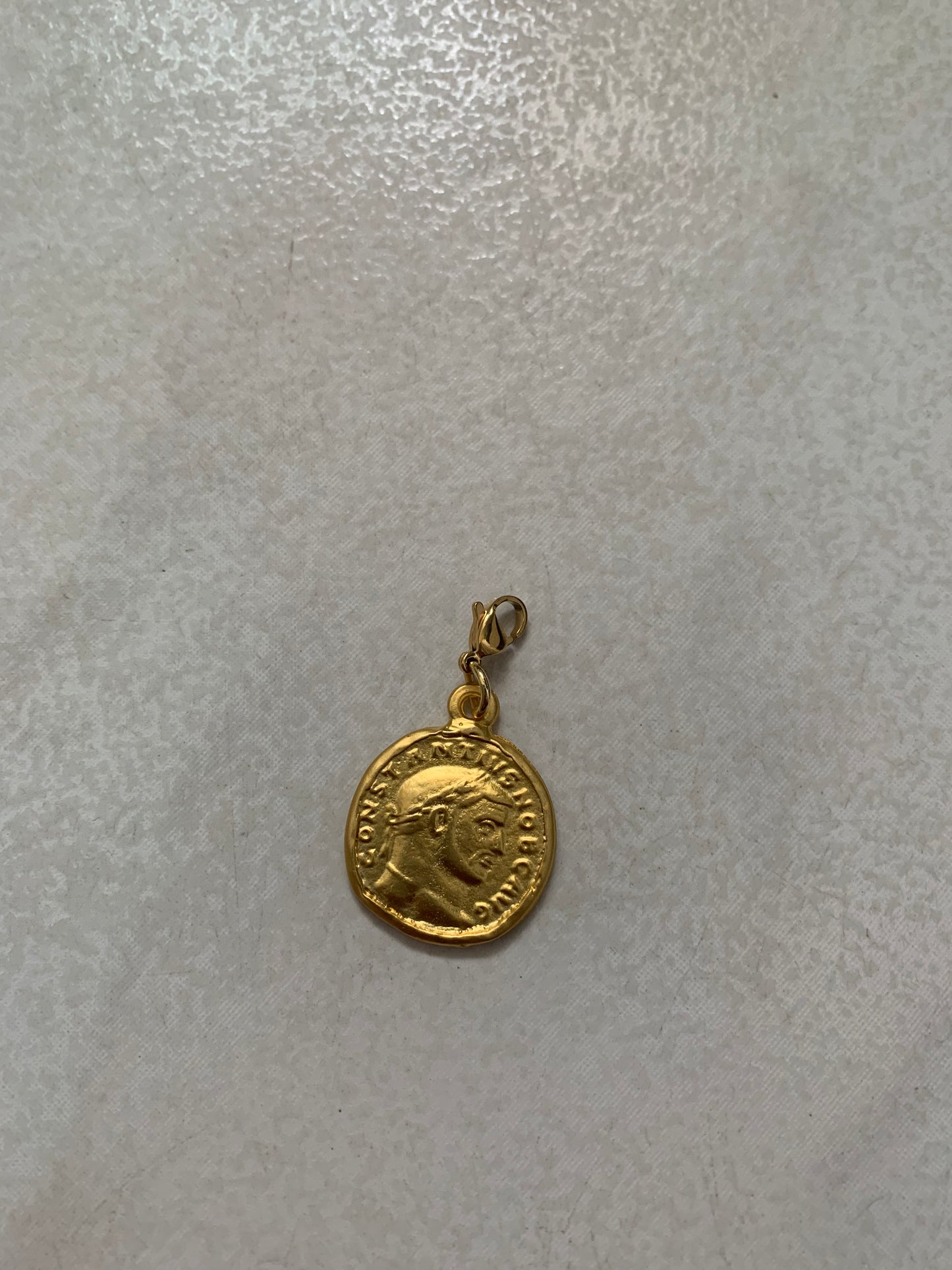 Charm grande con mosquetón