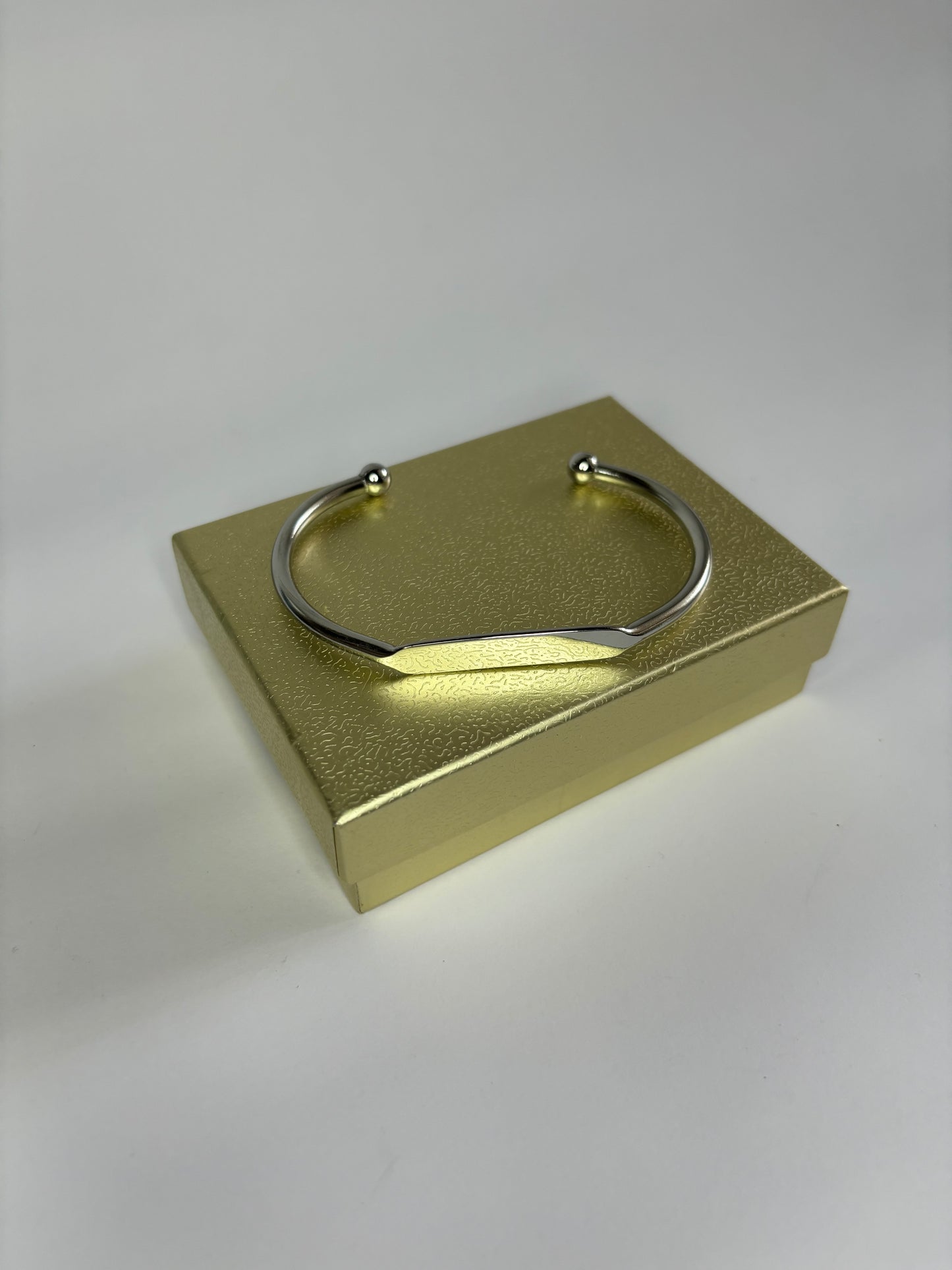 Pulsera doble bola personalizable (Max 3 palabras)